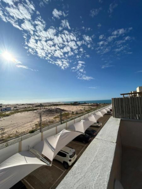 Apartamento com rooftop em Canoa Quebrada